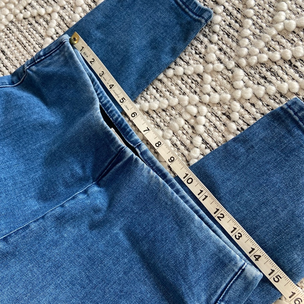 Soft Surroundings stretch pullon blue jeans distressed faded - Picture 15 of 16